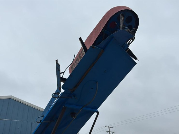 #109-•-patz-barn-sweep-image-6