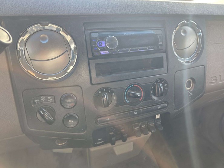 2008-ford-f350-image-37