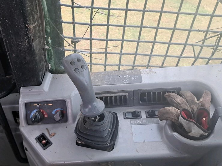 caterpillar-525b-image-13