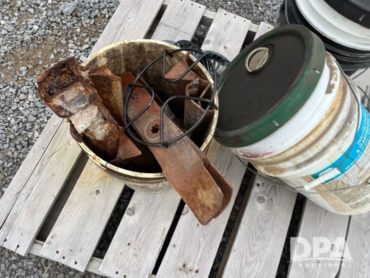 hydraulic-transmission-fluid-(jn3496)-image-4