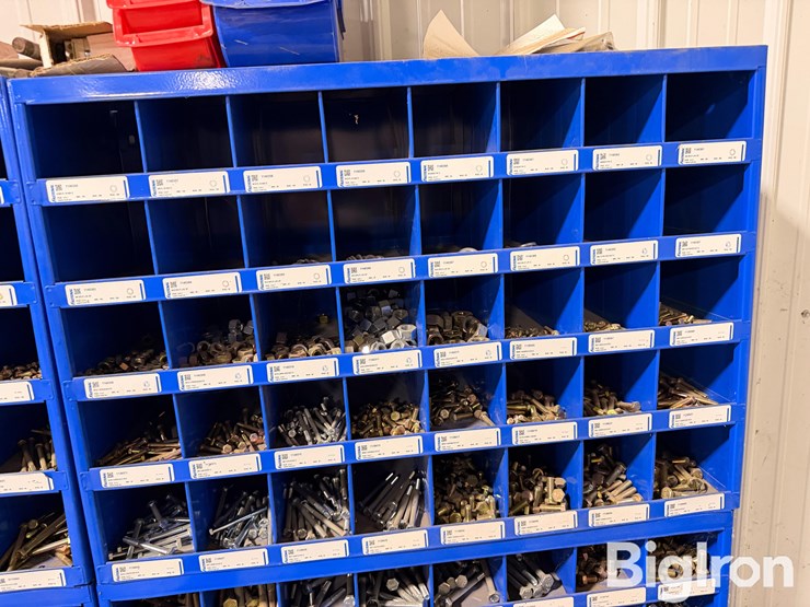 fastenal-full-bolt-bin-image-6