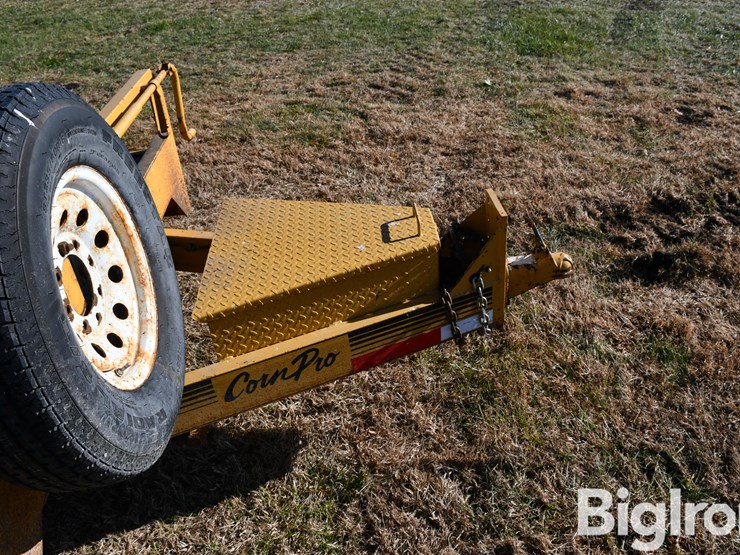 2011-corn-pro-21'-t/a-tilt-deck-trailer-image-9
