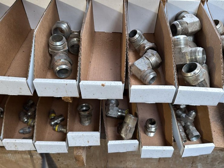 #179-•-hydraulic-fittings-image-12