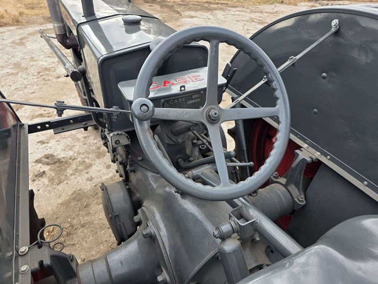 1938-case-cc-narrow-front-tractor,-new-12.4/11-36-rears,-pto,-crank-start,-sn:-4200966,-rebuilt-fro-image-30