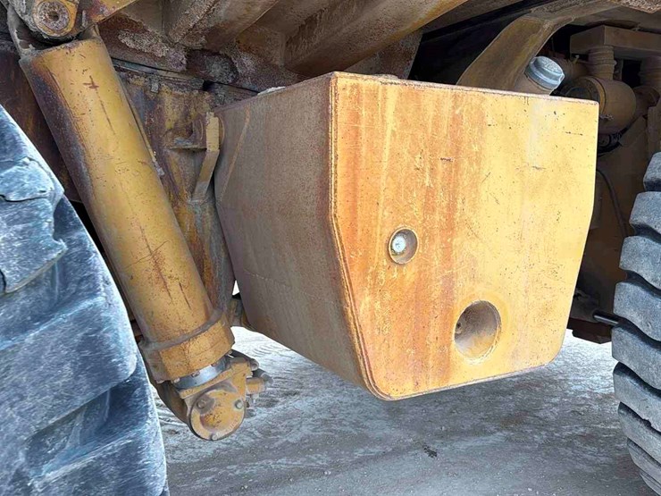 caterpillar-777b-image-12