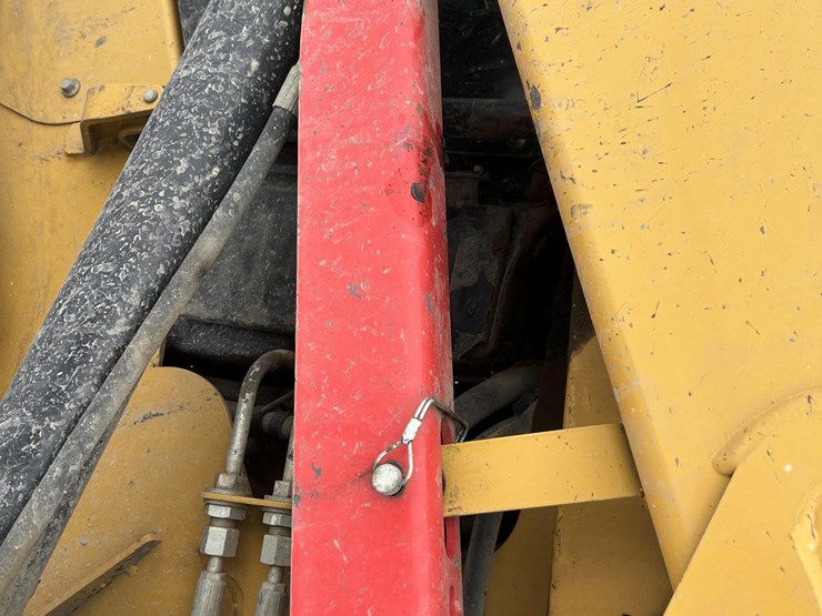 2016-caterpillar-259d-image-23