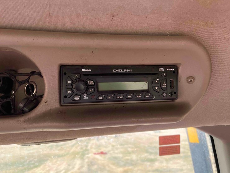 2014-case-ih-magnum-310-image-18