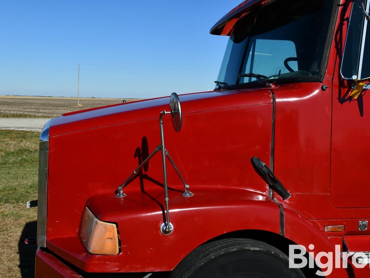 1994-volvo-wia-t/a-truck-tractor-image-12