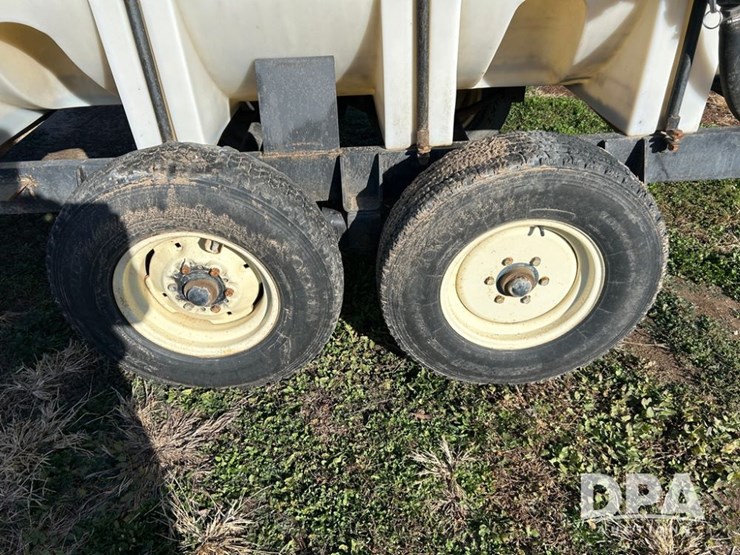 liquid-nurse-trailer-(cp1349,-tank-2490,-unit-92689)-image-8