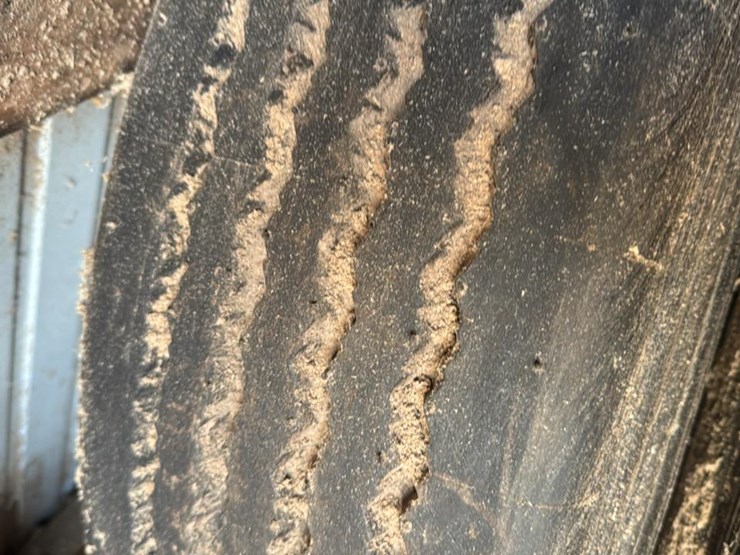 #144-•-contents-of-small-room*-image-6