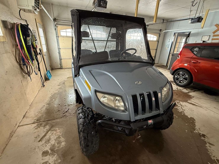 2009-arctic-cat-700-image-3