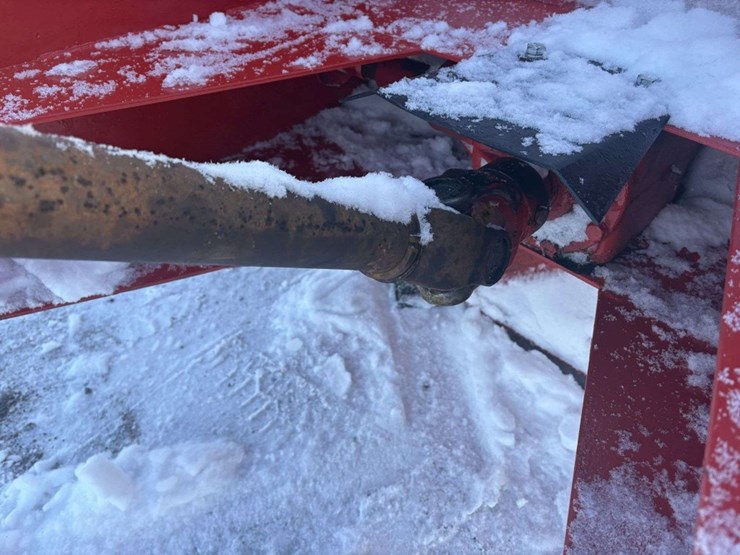 snowblower,-8’,-3pt,-540-pto,-hyd-spout,-(spout-cable-needs-work)-image-9