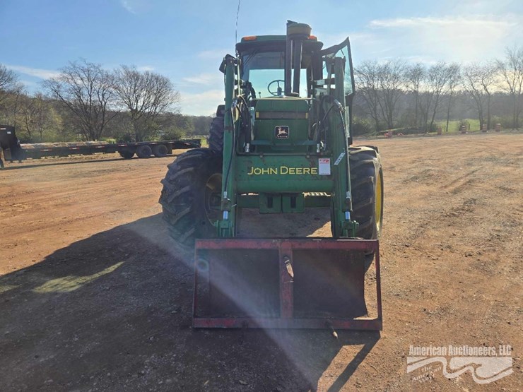 john-deere-3155-image-2