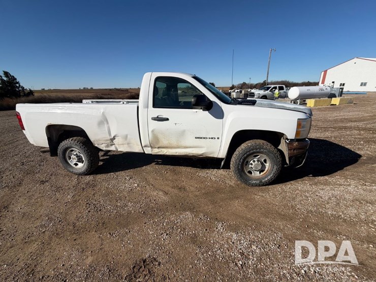 chevrolet-2500hd-image-6