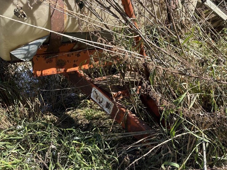 old-pull-type-sprayer-image-2