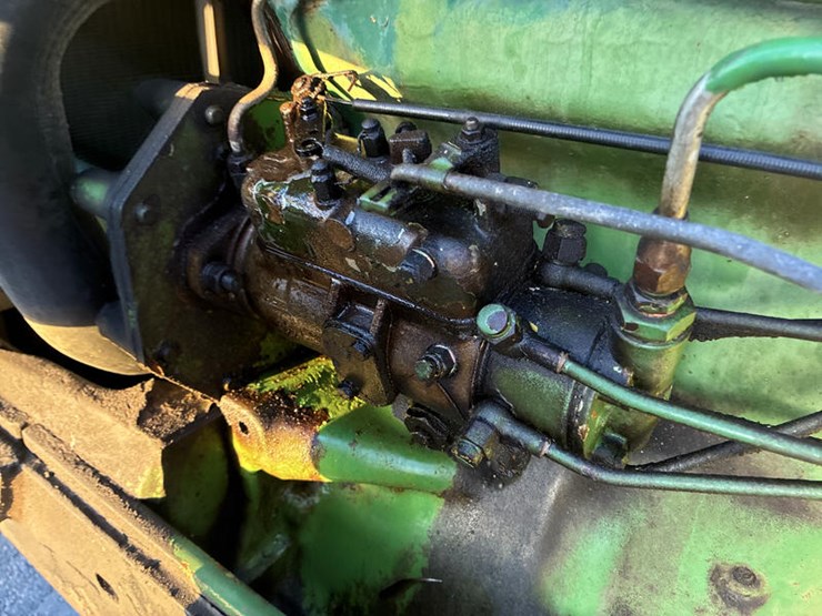 john-deere-2940-image-33