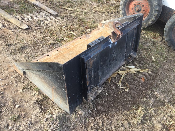 #4563-•-berlon-skid-loader-bucket-image-4