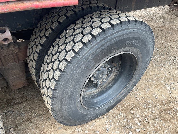 #1134-•-1993-ford-sheetrock-boom-truck-(has-mn-title)-image-26