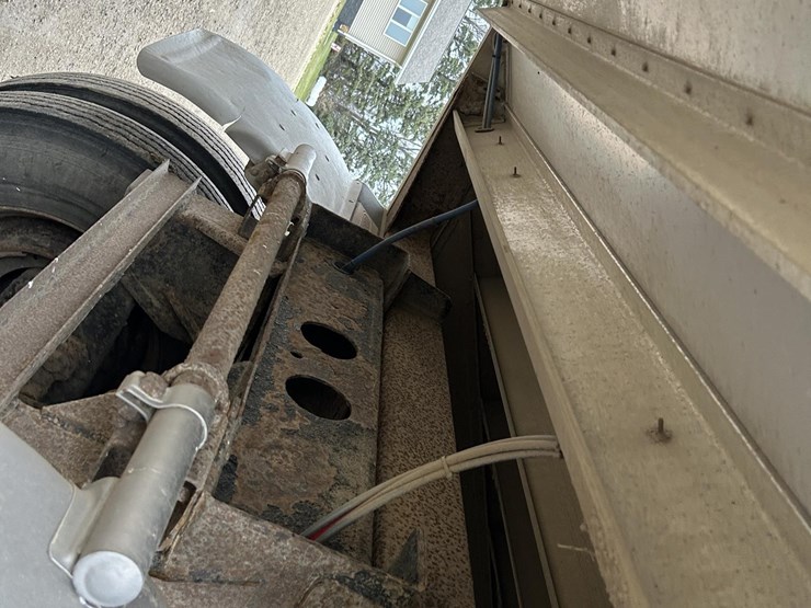 2006-wilson-41ft-grain-trailer-image-34