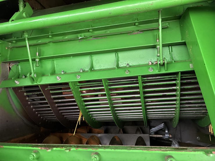 john-deere-2000-image-57