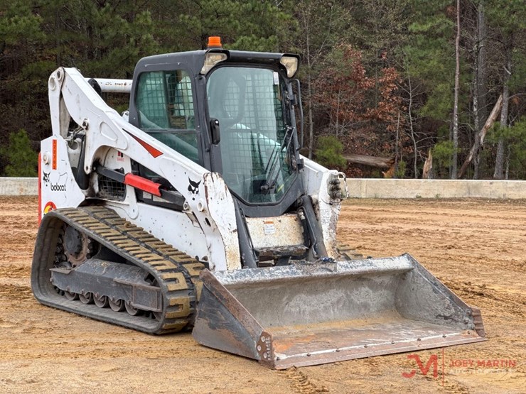 2018-bobcat-t770-image-1
