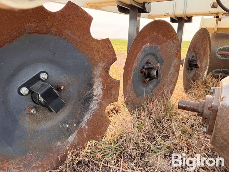 patriot-pivot-track-closer-image-18