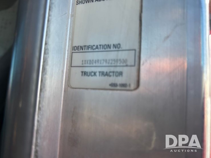 2009-kenworth-t800-image-57