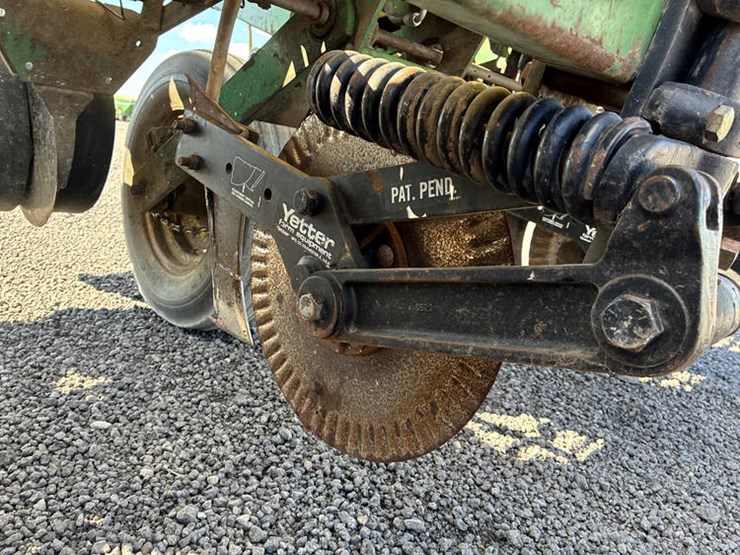 john-deere-7000-image-18