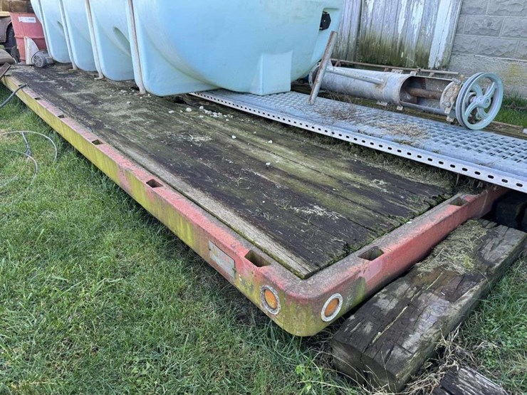 flatbed-18ft-x-8ft-image-1