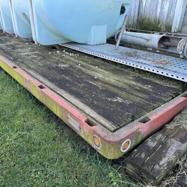 Flatbed 18ft x 8ft