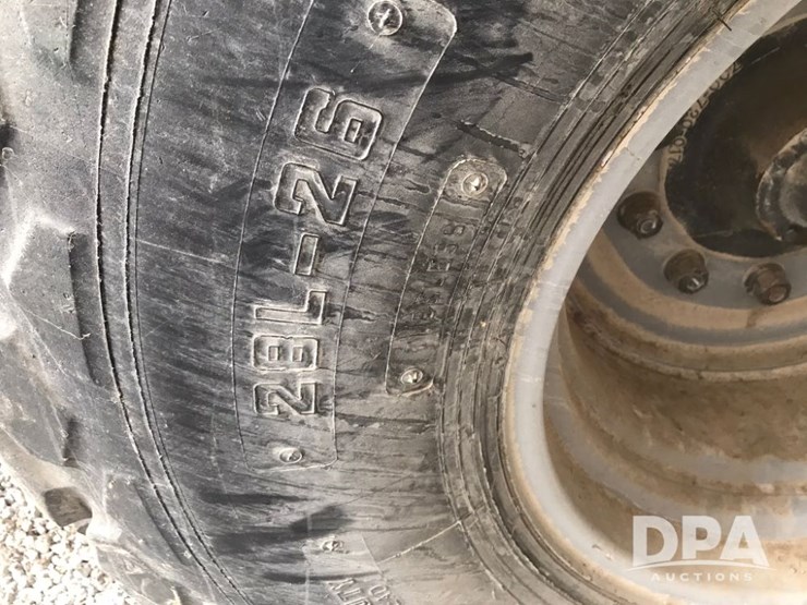 2011-massey-ferguson-2190-image-19