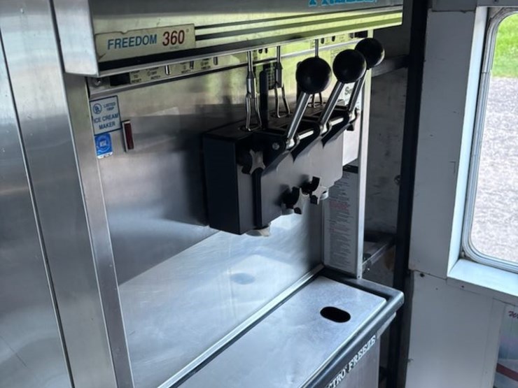 1991-gmc-p30-image-12