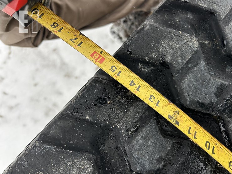 2016-caterpillar-259d-image-12