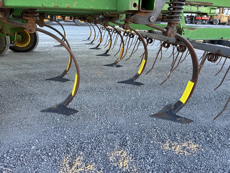 john-deere-726-image-26