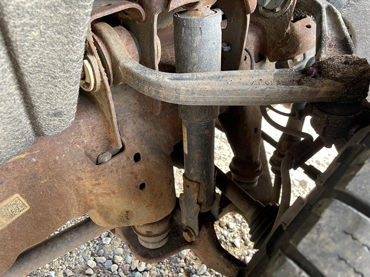 #1123-•-2019-chevrolet-silverado-pickup-truck(has-mn-title)-image-26