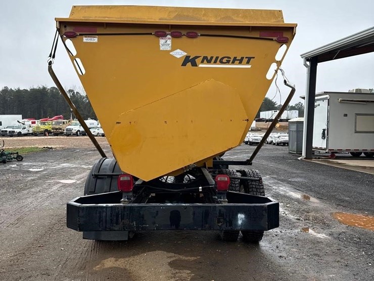 international-workstar-7300-image-4