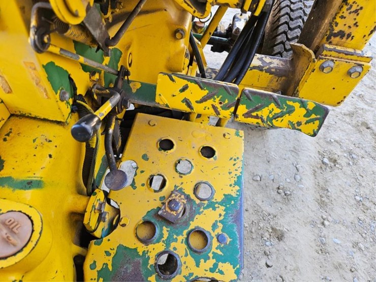 john-deere-650-image-31