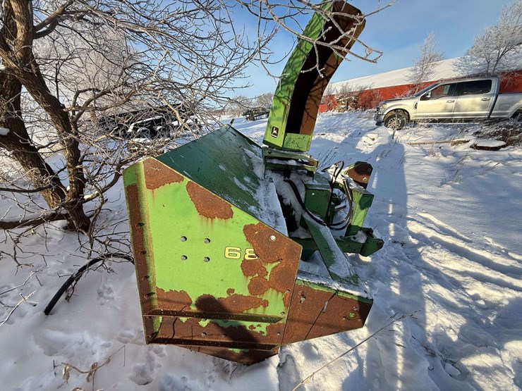 john-deere-686-image-5