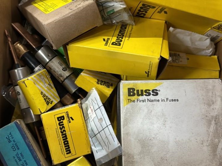 #188-•-skid-of-electrical-boxes*-image-5