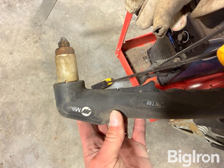 miller-spectrum-875-dc-plasma-cutter-w/-accessories-&-cart-image-12