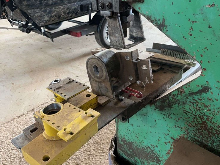 95-ton-uni-hydro-iron-worker-image-7