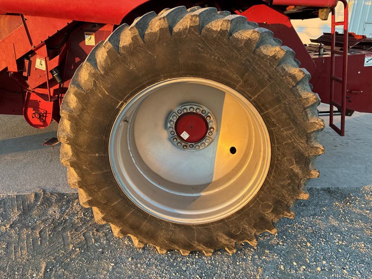 case-ih-2388-image-31