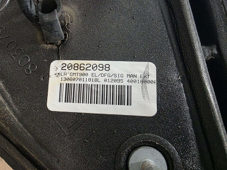 2013-chevrolet-1500-image-3