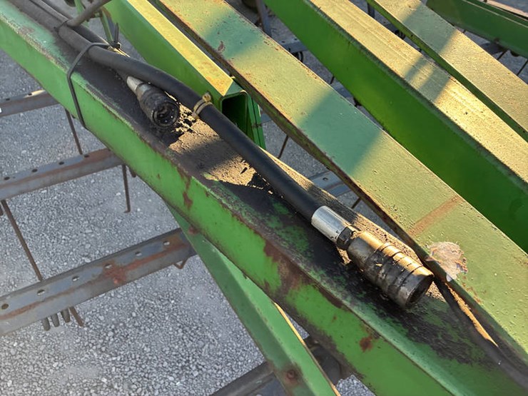 john-deere-726-image-35