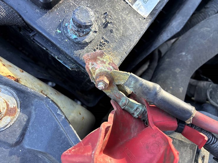 2010-ford-f150-xlt-image-48