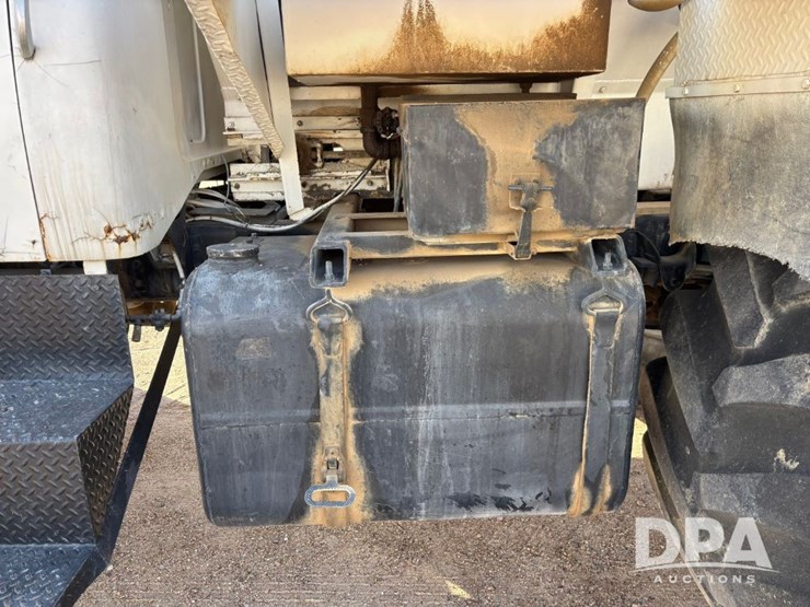 1981-new-leader-l2020-image-22