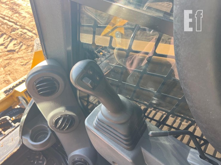 caterpillar-259d3-image-27