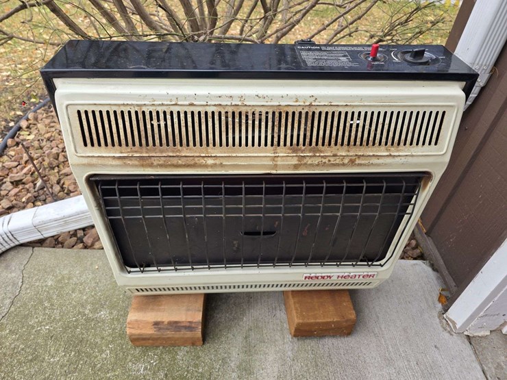 propane-blue-flame-reddy-heater,-12,000-–-28,000-btu,-model:-rr30b-image-1