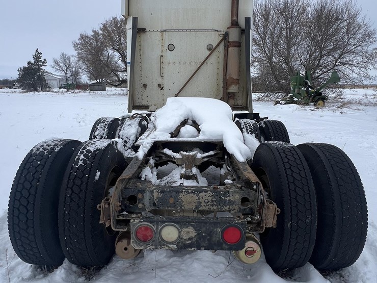 1996-kenworth-t600-image-6