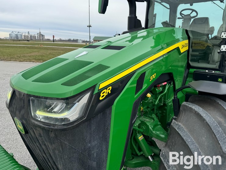 john-deere-8r-370-image-11